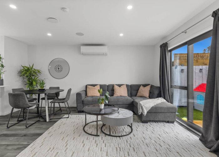 at 2/7 Gambare Place, Wattle Downs, Manukau City, Auckland