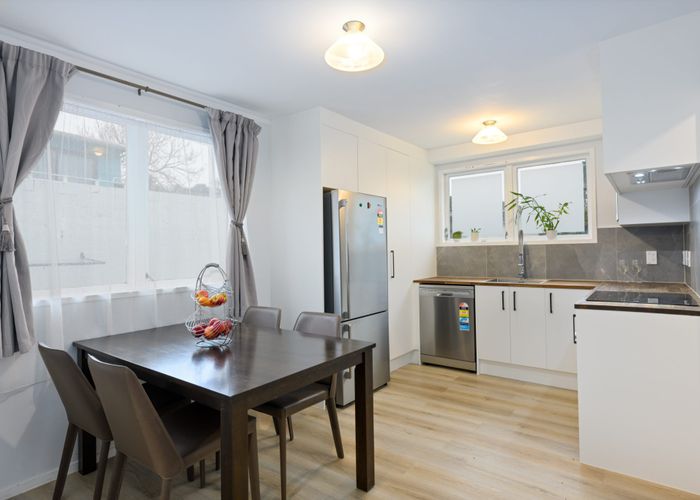  at 31 Glenbervie Crescent, Massey, Auckland