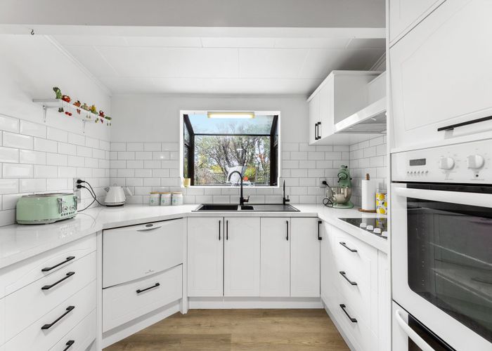  at 14 Anglesea Street, Renwick