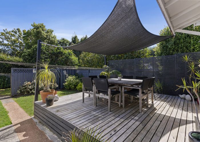  at 16 Linwood Avenue, Mount Albert, Auckland