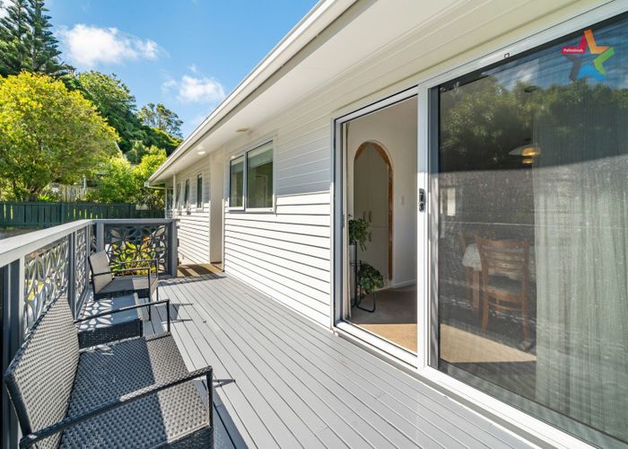  at 5 Ruth Grove, Karori, Wellington
