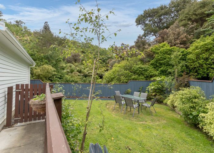 at 8 Harold Grove, Stokes Valley, Lower Hutt