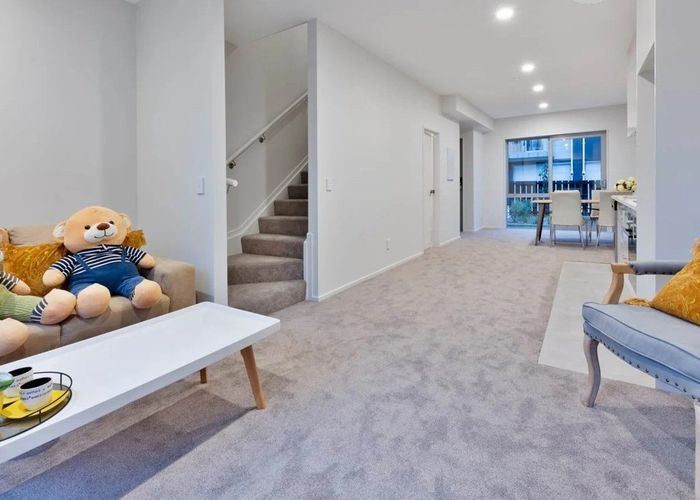 at 13/3 Matuhi Rise, Henderson, Waitakere City, Auckland