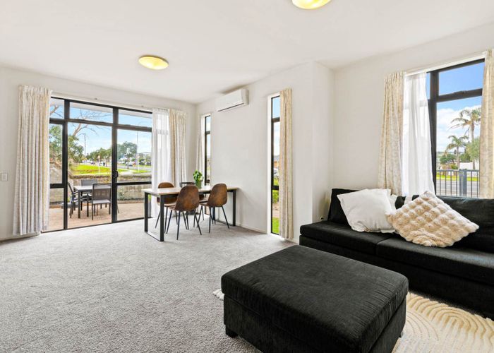  at 83/2 Armoy Drive, East Tamaki, Manukau City, Auckland