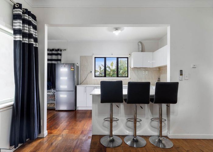  at 1/26/& 26 Cambridge Terrace, Papatoetoe, Manukau City, Auckland