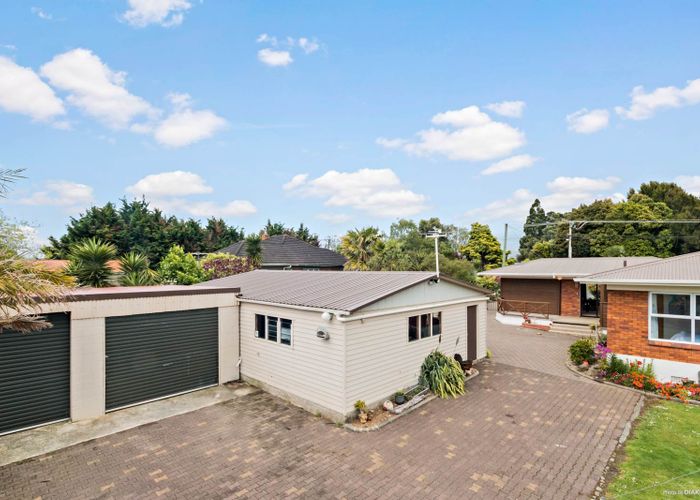  at 364 Waiuku Road, Puni, Pukekohe