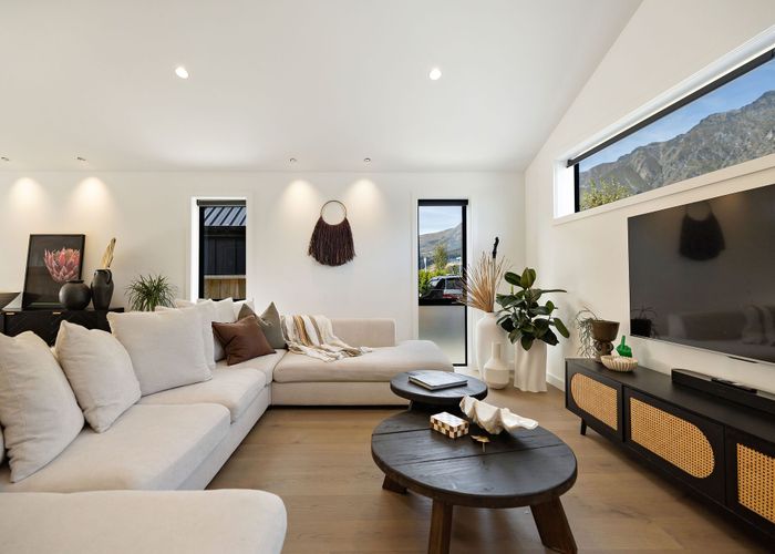  at 20 Howden Drive, Jacks Point, Queenstown