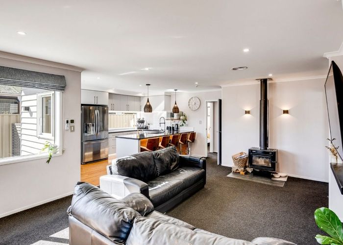  at 38a Warwick Cres, Taradale, Napier, Hawke's Bay