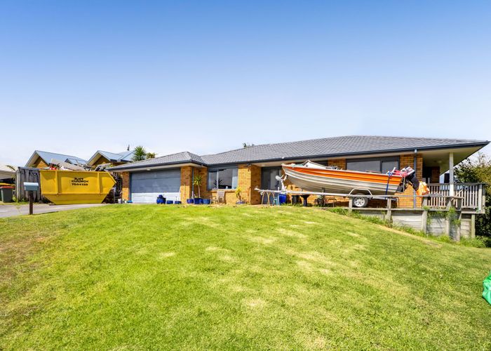  at 8 Horizon Heights, Whalers Gate, New Plymouth, Taranaki