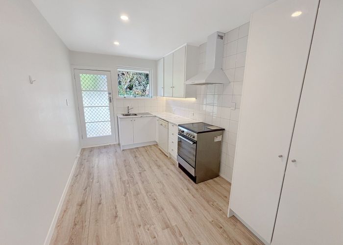  at 2/327 Gloucester Street, City Centre, Christchurch City, Canterbury