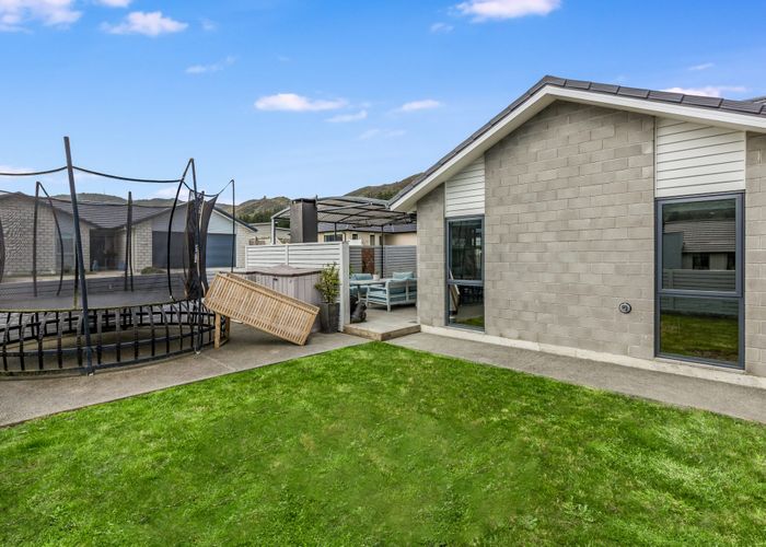  at 4 Craigie Way, Wainuiomata, Lower Hutt