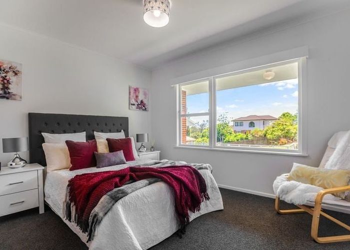  at 2/16 Parau Street, Mount Roskill, Auckland City, Auckland
