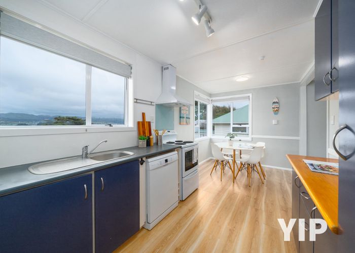  at 34 Spur Grove, Titahi Bay, Porirua, Wellington