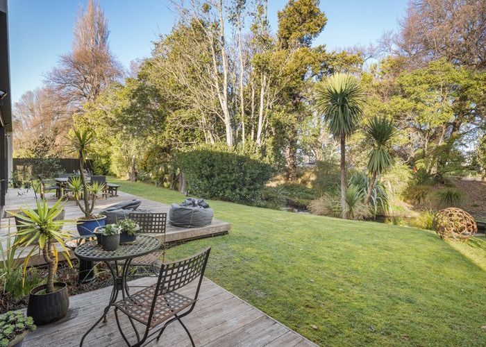  at 11 Girvan Street, Fendalton, Christchurch