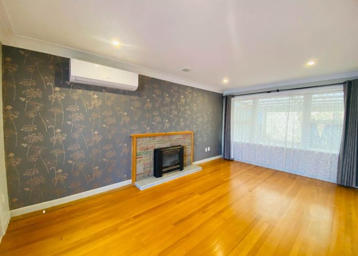  at 9 Malcolm Place, Mangere East, Auckland