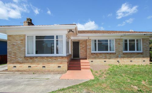  at 18 Oxford Street, Fairfield, Hamilton, Waikato