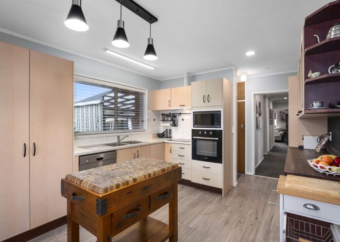  at 366A Devonport Road, Avenues, Tauranga, Bay Of Plenty