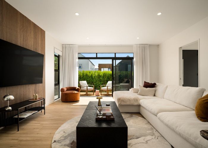  at 2 Skua Road, Hobsonville, Waitakere City, Auckland