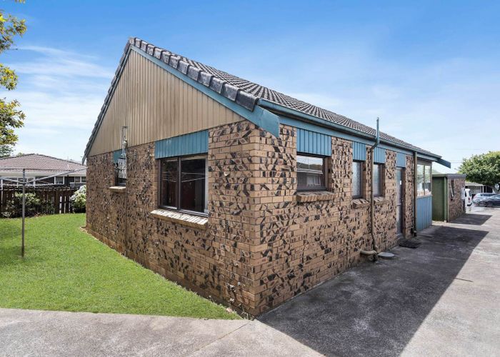  at 5B Roslyn Road, Mount Wellington, Auckland