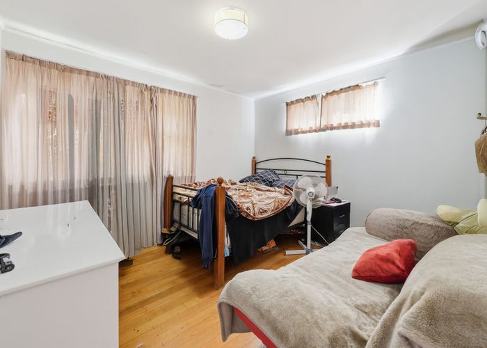  at 68 Edgewater Drive, Pakuranga, Manukau City, Auckland