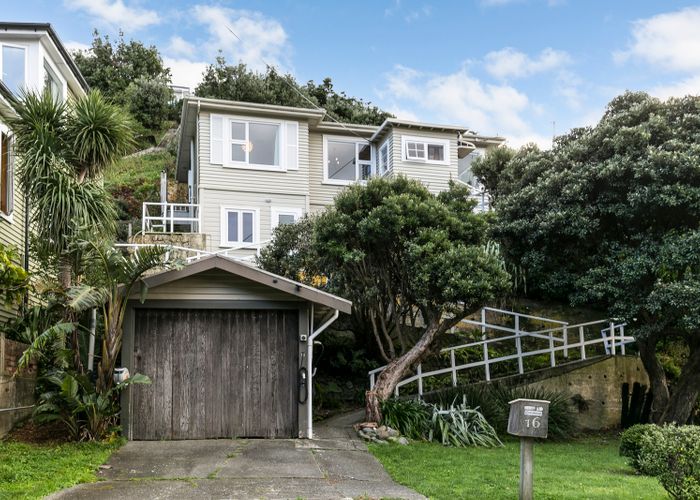  at 16 Hungerford Road, Lyall Bay, Wellington