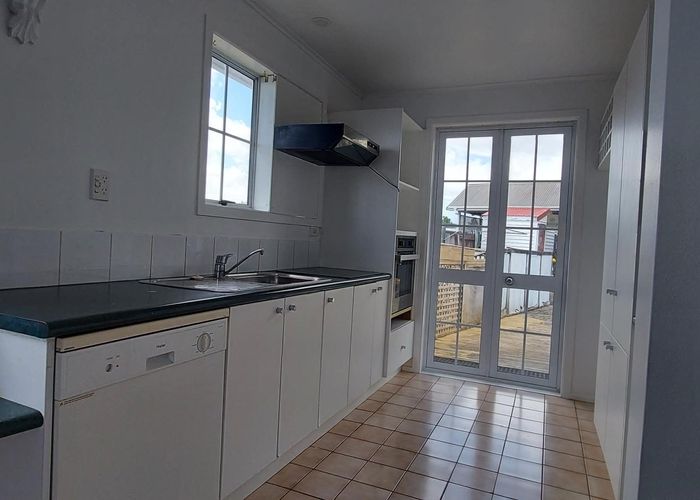  at 129 McLeod Road, Te Atatu South, Waitakere City, Auckland