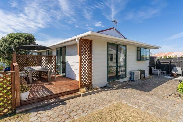  at 31 Rutherford Drive, Waikanae Beach, Kapiti Coast, Wellington