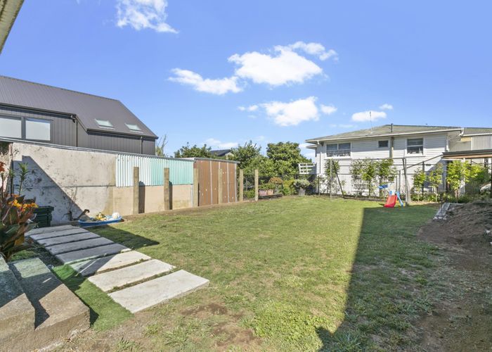 at 31 Range View Road, Mount Albert, Auckland