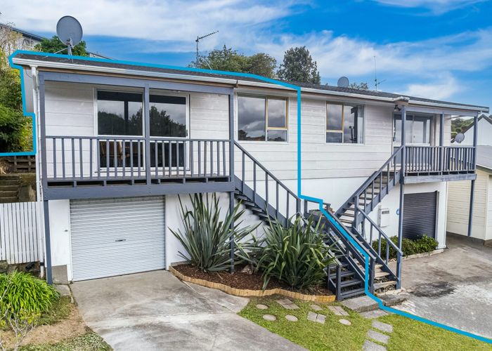  at 7 Halyard Place, Whitby, Porirua