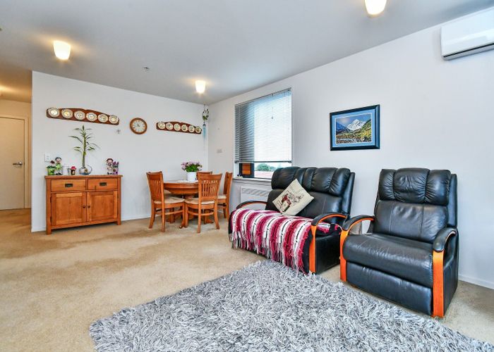  at 37/128 St George Street, Papatoetoe, Manukau City, Auckland