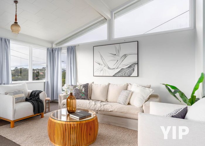  at 9 Alwyn Place, Newlands, Wellington, Wellington