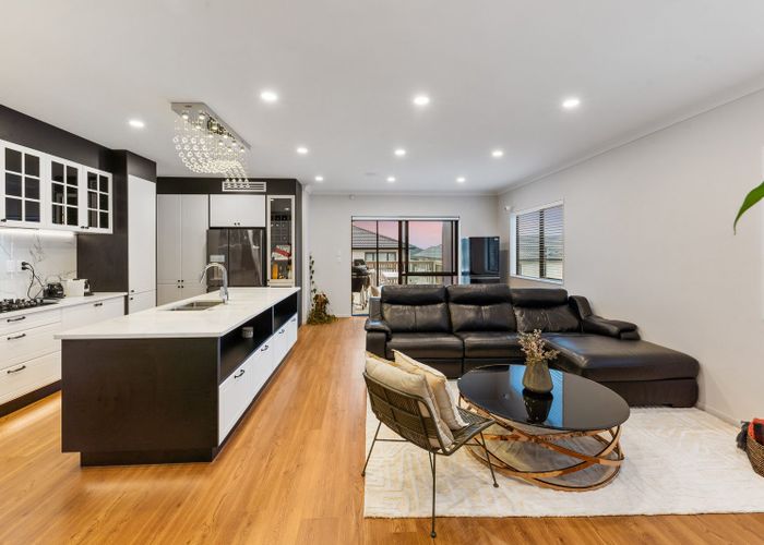  at 3 Tiro Street, Flat Bush, Manukau City, Auckland