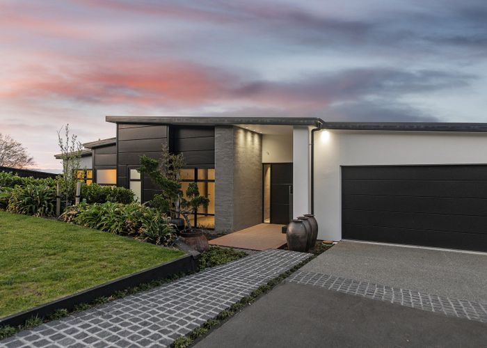  at 12 Round Hill Rise, Cracroft, Christchurch