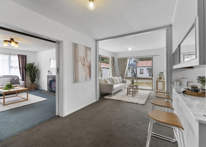  at 14 Greenhurst Street, Sockburn, Christchurch