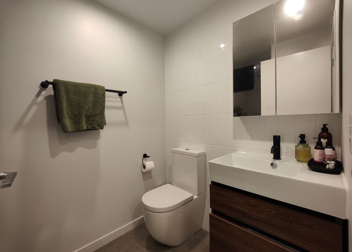  at 402/212 Willis Street, Te Aro, Wellington