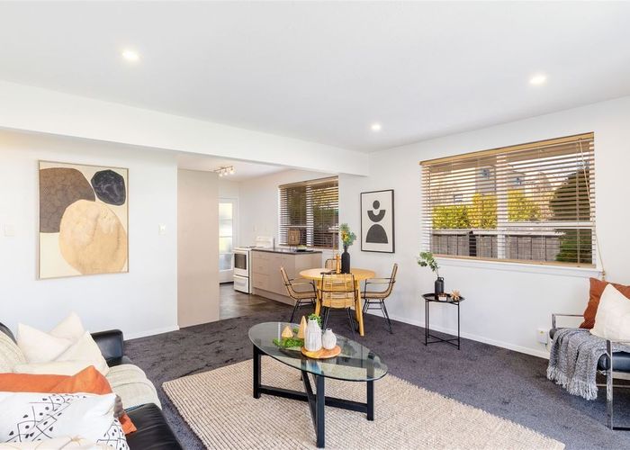  at 1/327 Gloucester Street, Christchurch Central, Christchurch