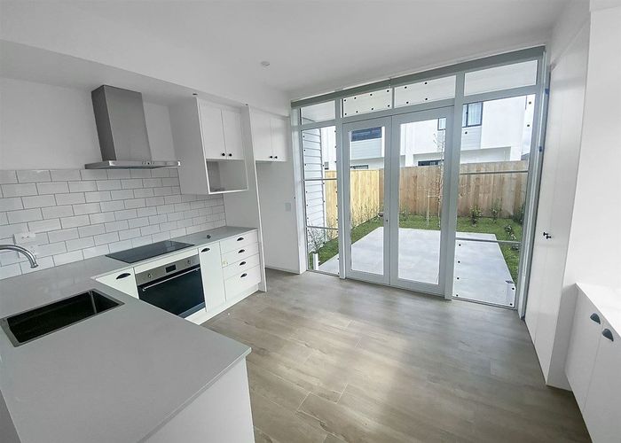  at 4/9 Bunyan Street, Waltham, Christchurch City, Canterbury