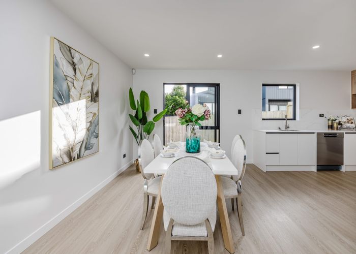  at 3/24 Tupaki Place, Pakuranga Heights, Manukau City, Auckland