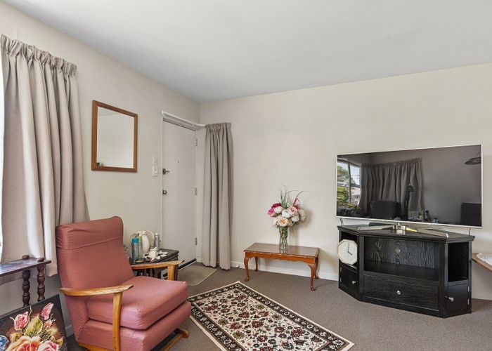  at 3/108 Staveley Street, Avonhead, Christchurch City, Canterbury