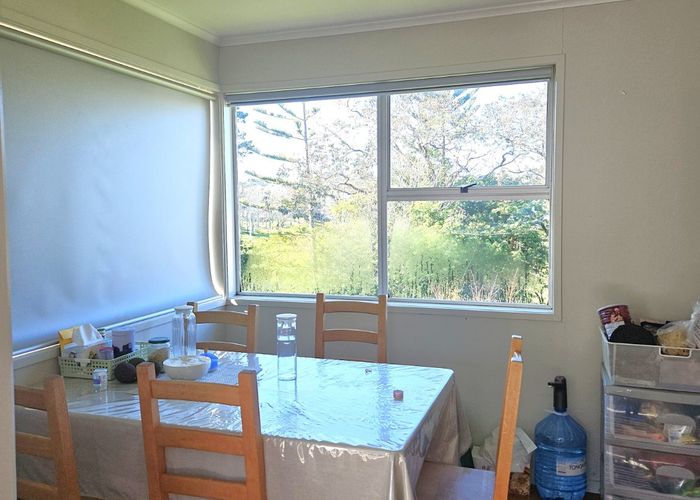  at 98 Sycamore Drive, Sunnynook, North Shore City, Auckland
