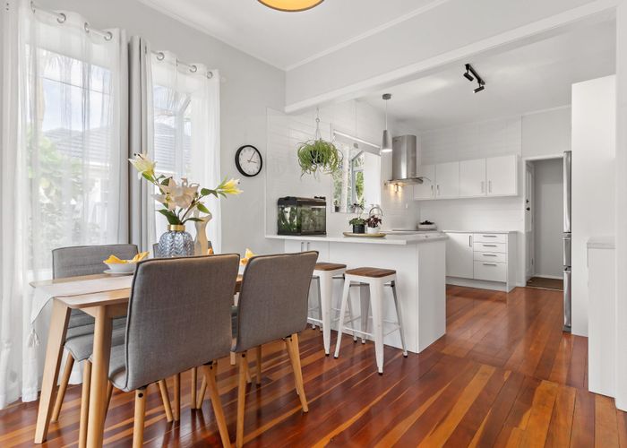  at 45 Oakley Avenue, Waterview, Auckland City, Auckland