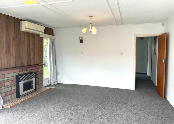  at 1/239 Edmonton Road, Te Atatu South, Auckland
