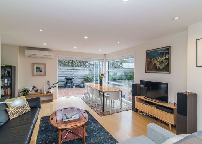  at 158a Onepu Rd, Lyall Bay, Wellington, Wellington