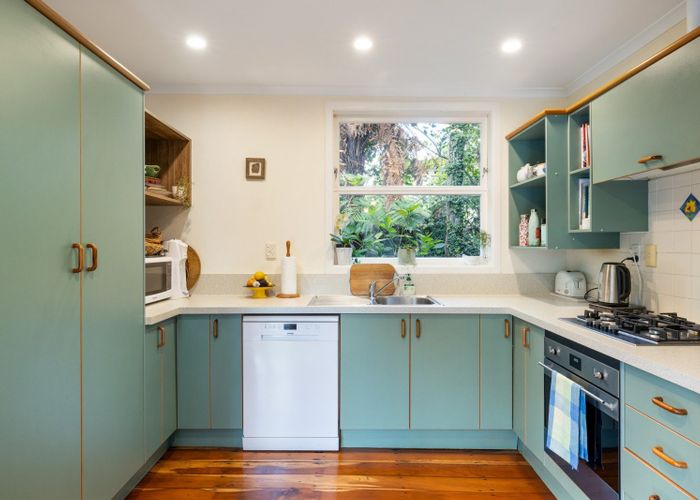  at 16 Union Street, Claudelands, Hamilton