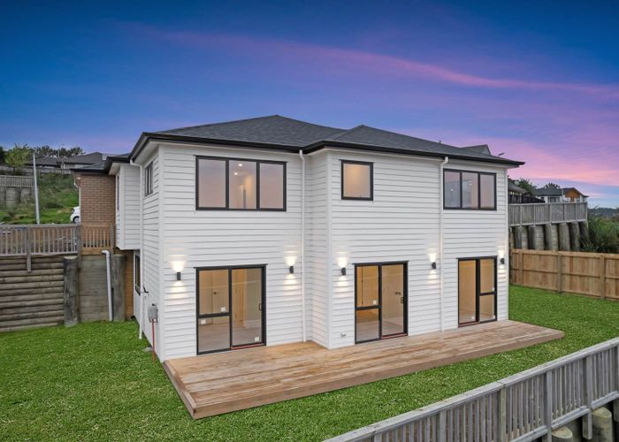  at 11 Mara Way, Sunnyvale, Waitakere City, Auckland