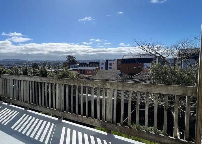  at 16/242 Great North Road, Henderson, Auckland