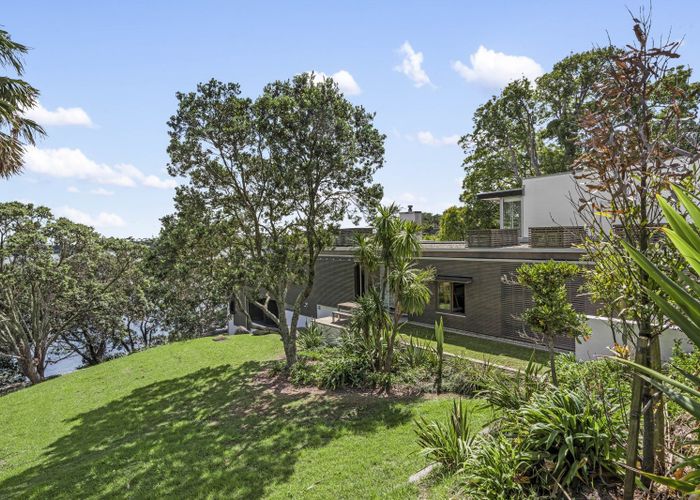  at 94 Stanley Point Road, Devonport, North Shore City, Auckland