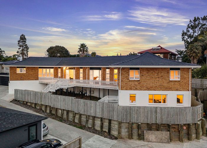  at 6 Mahinga Place, Massey, Waitakere City, Auckland