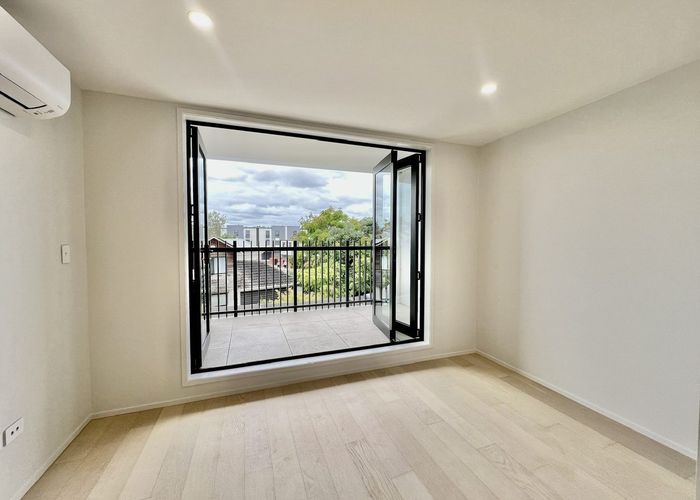  at 124 Taylors Road, Mount Albert, Auckland City, Auckland