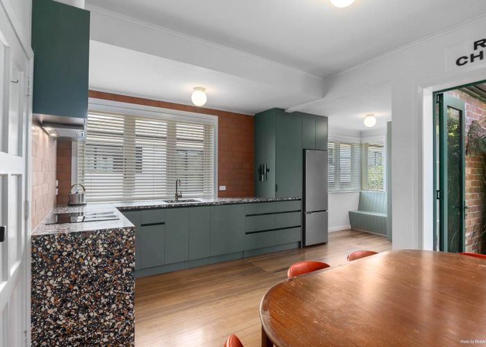  at 22 Roberton Road, Avondale, Auckland City, Auckland